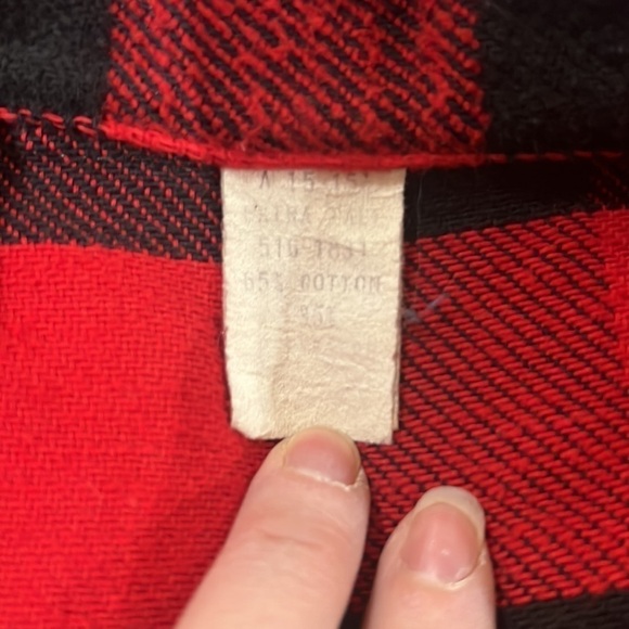 RED and Black Buffalo Flannel Plaid Shirt Men’s 15” Neck Durable Thick Material - Picture 3 of 4
